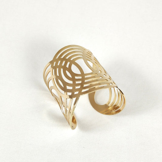Hollow Pattern Gold Plated Cuff Bracelet for Women and Girls