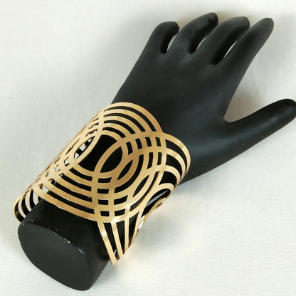 Hollow Pattern Gold Plated Cuff Bracelet for Women and Girls