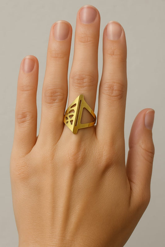FINGER RINGS